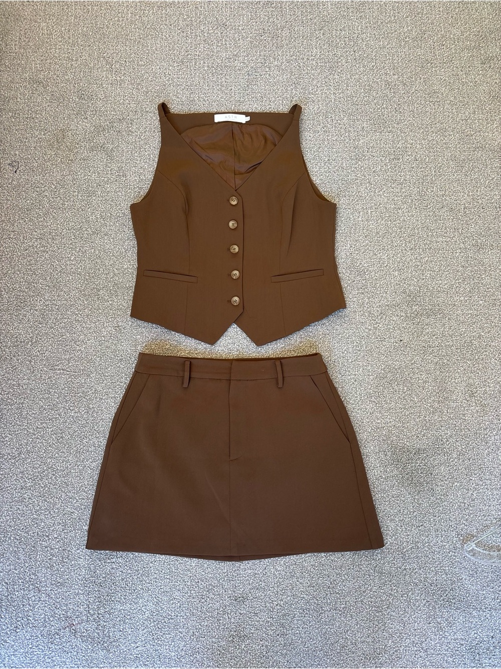 ASTR The Label Brown Tailored Skirt and Vest Set